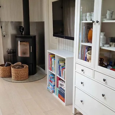 Lovely Bright Summer House Close To The Casa de Férias Rødvig